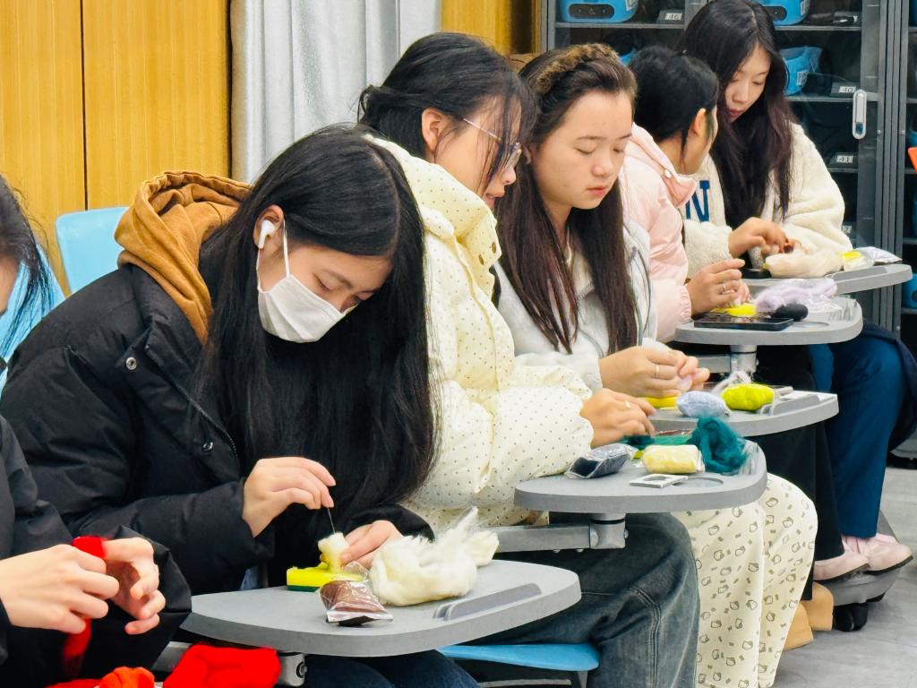 日韩精品亚洲电影天堂