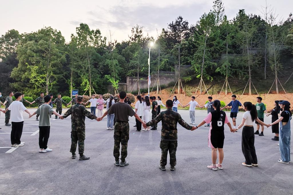 日韩精品亚洲电影天堂