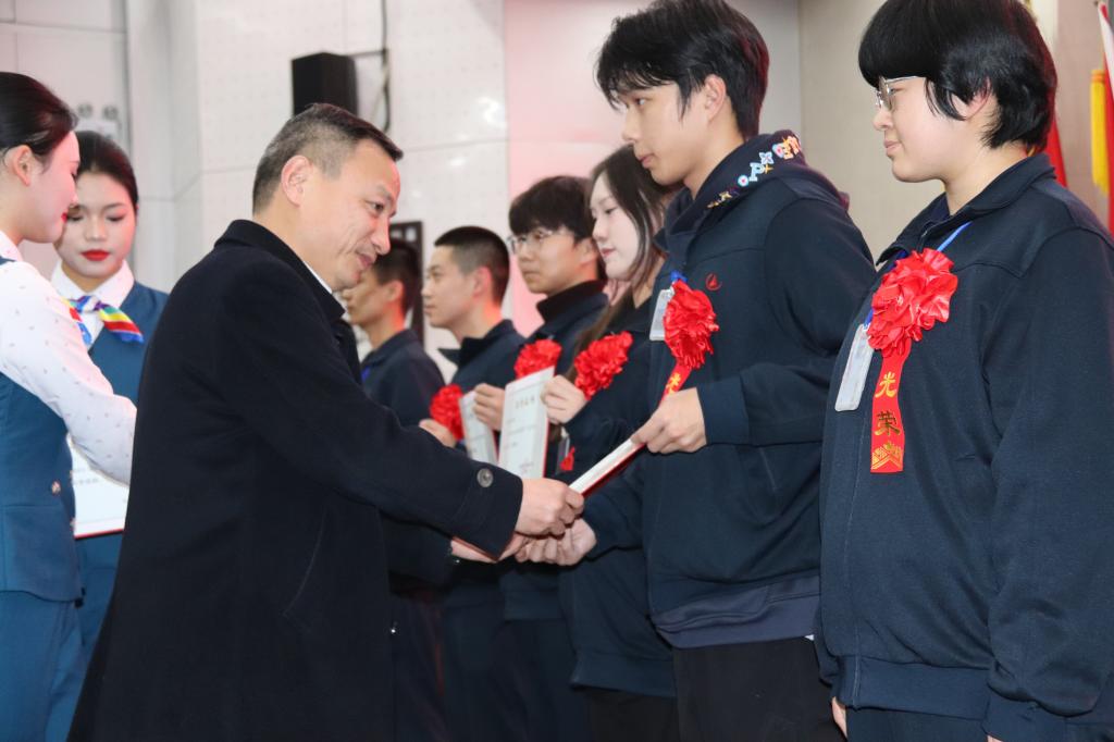 日韩精品亚洲电影天堂