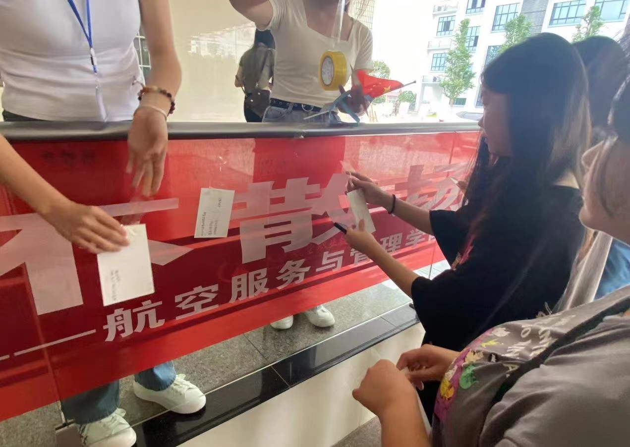 日韩精品亚洲电影天堂