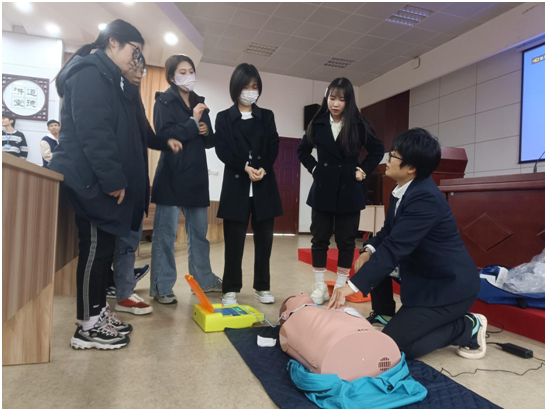 日韩精品亚洲电影天堂
