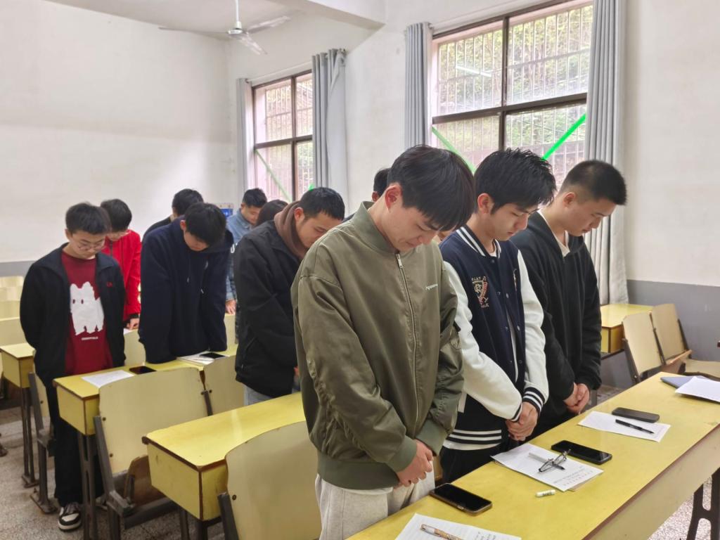 日韩精品亚洲电影天堂