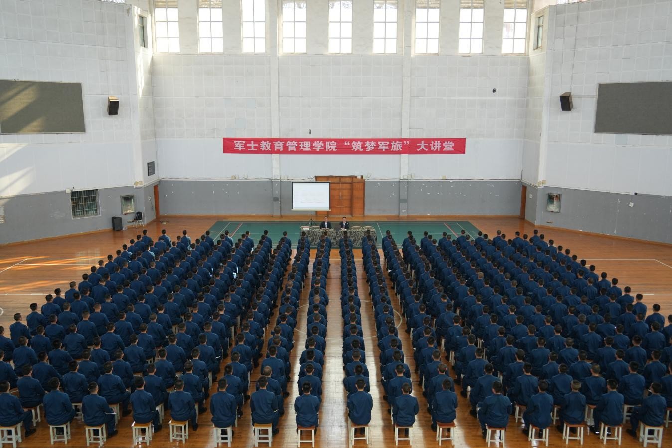 日韩精品亚洲电影天堂