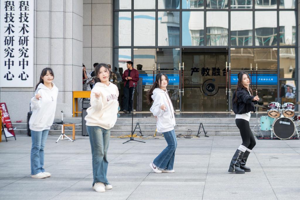 日韩精品亚洲电影天堂