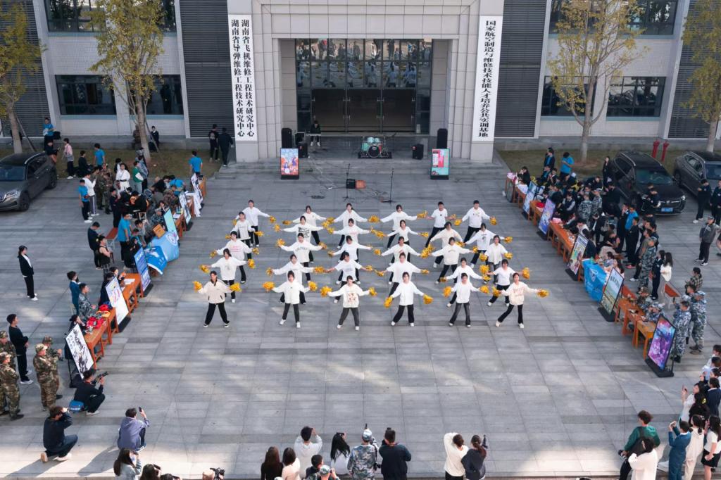 日韩精品亚洲电影天堂