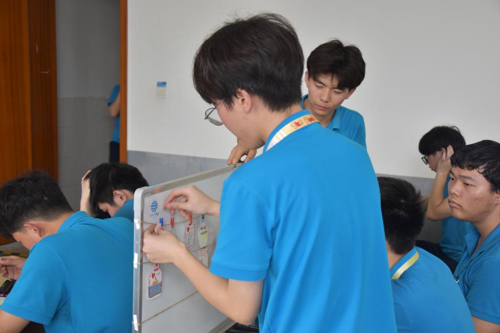 日韩精品亚洲电影天堂