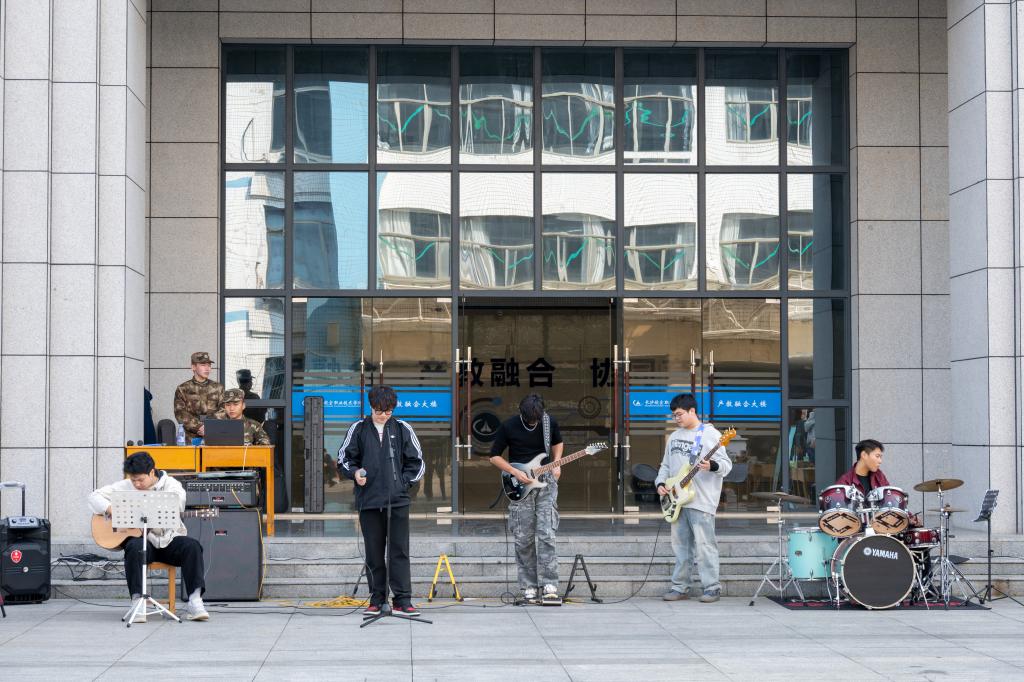 日韩精品亚洲电影天堂