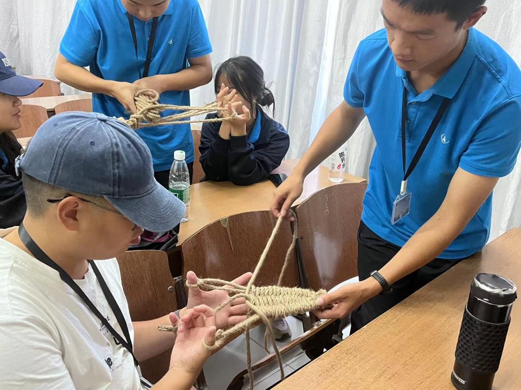 日韩精品亚洲电影天堂
