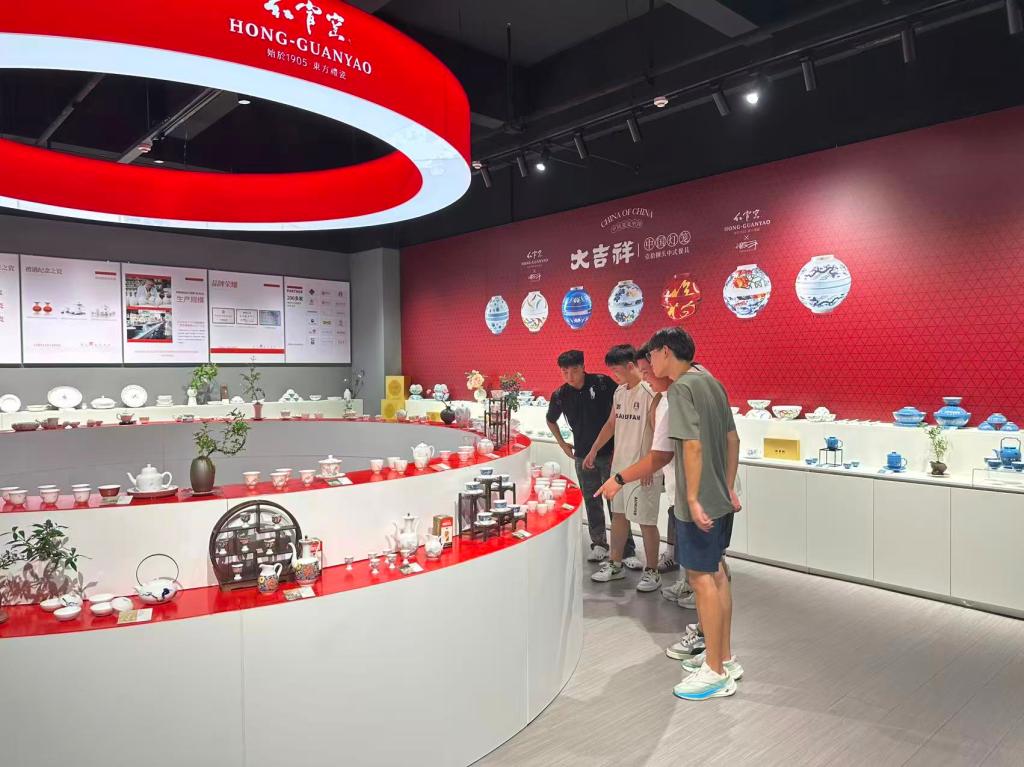 日韩精品亚洲电影天堂