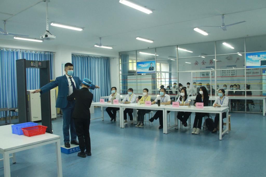 日韩精品亚洲电影天堂