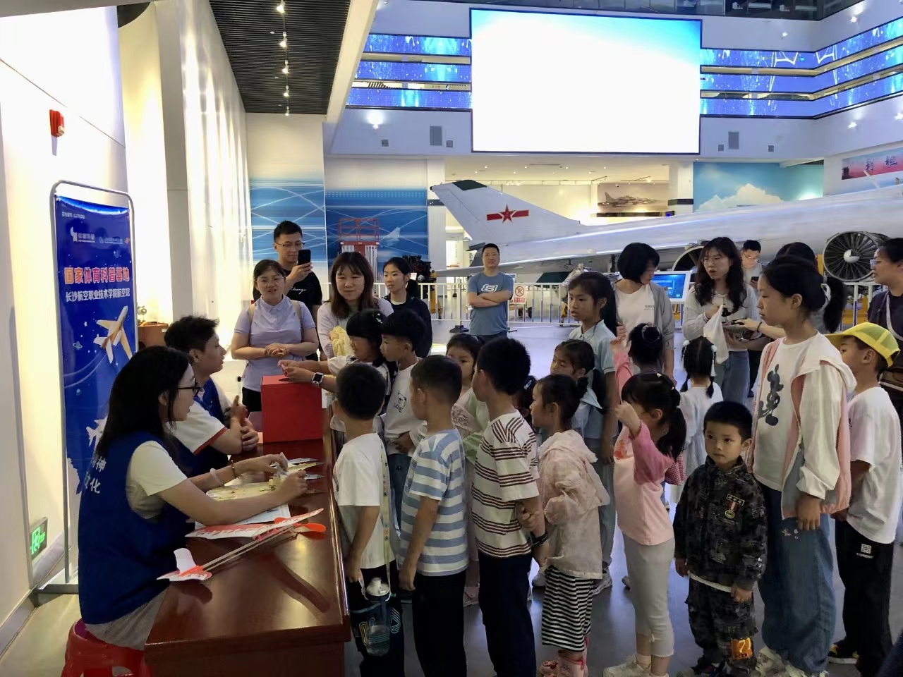 日韩精品亚洲电影天堂