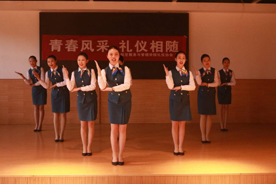 日韩精品亚洲电影天堂