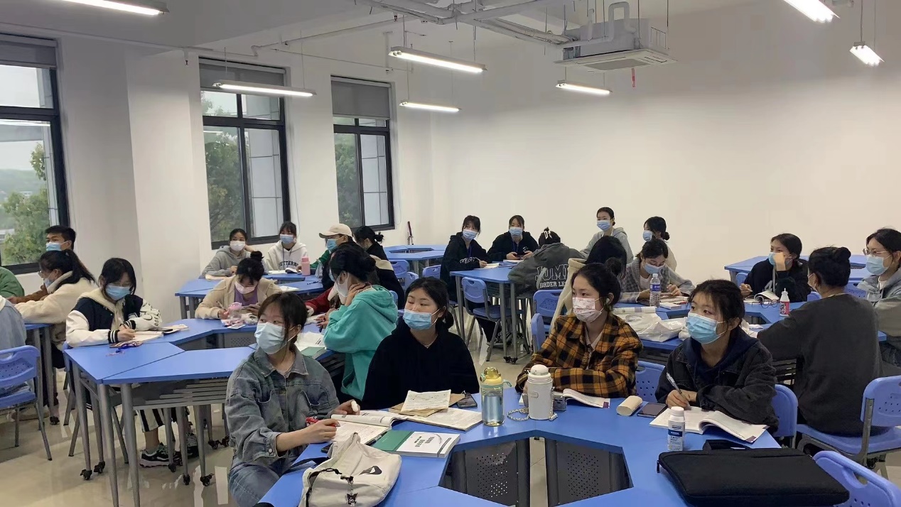 日韩精品亚洲电影天堂