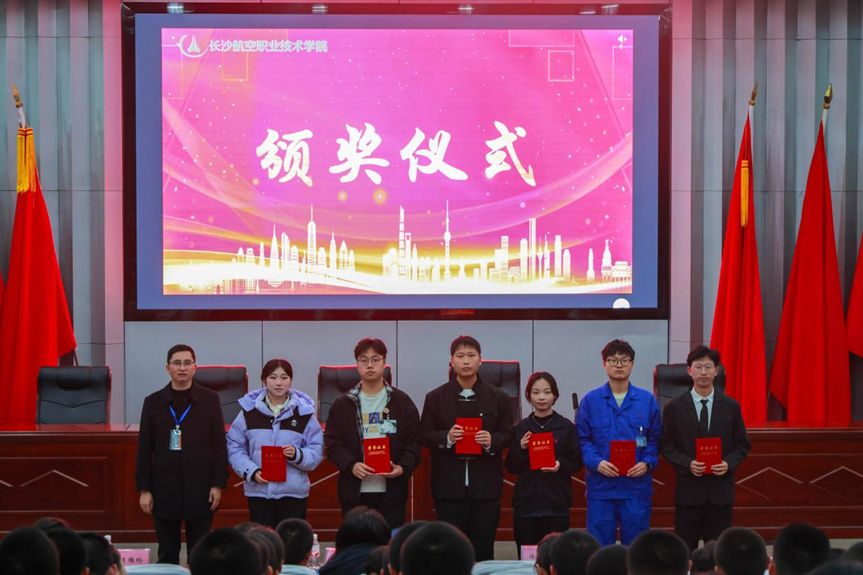 日韩精品亚洲电影天堂