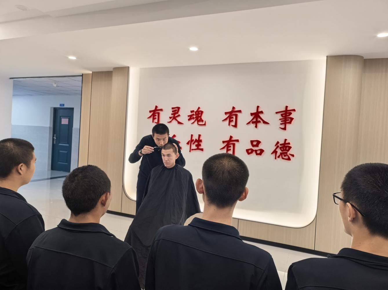 日韩精品亚洲电影天堂