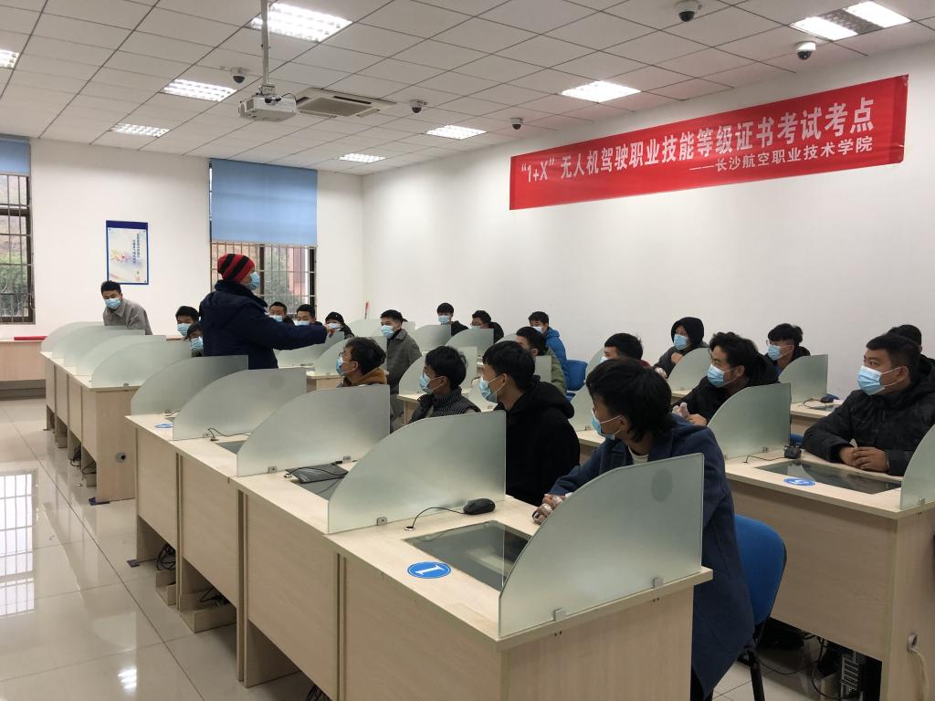 日韩精品亚洲电影天堂