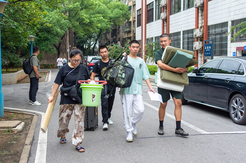 日韩精品亚洲电影天堂