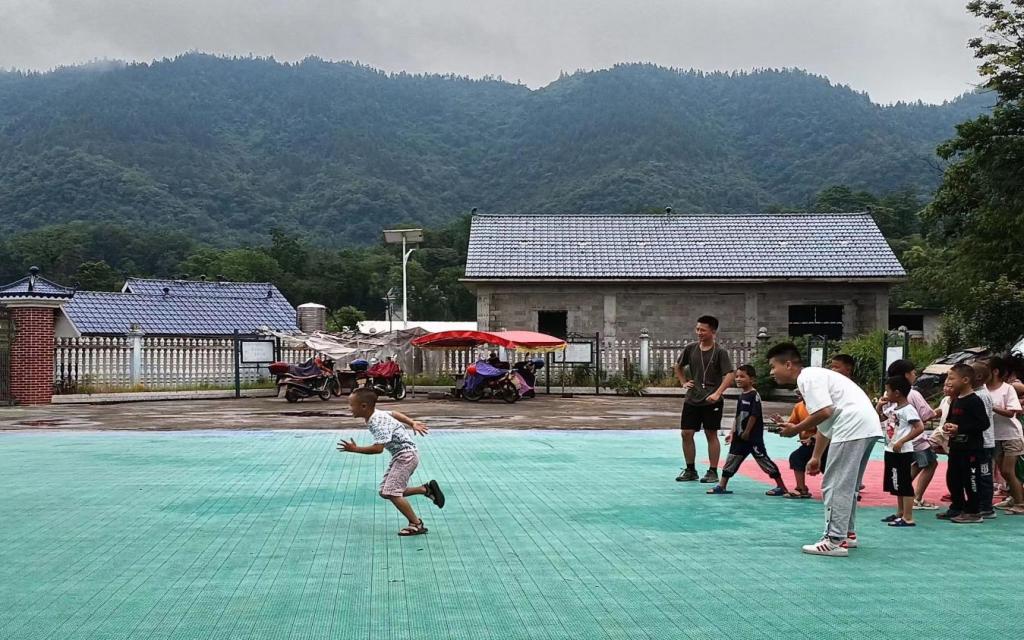 日韩精品亚洲电影天堂