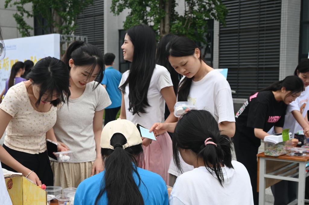 日韩精品亚洲电影天堂