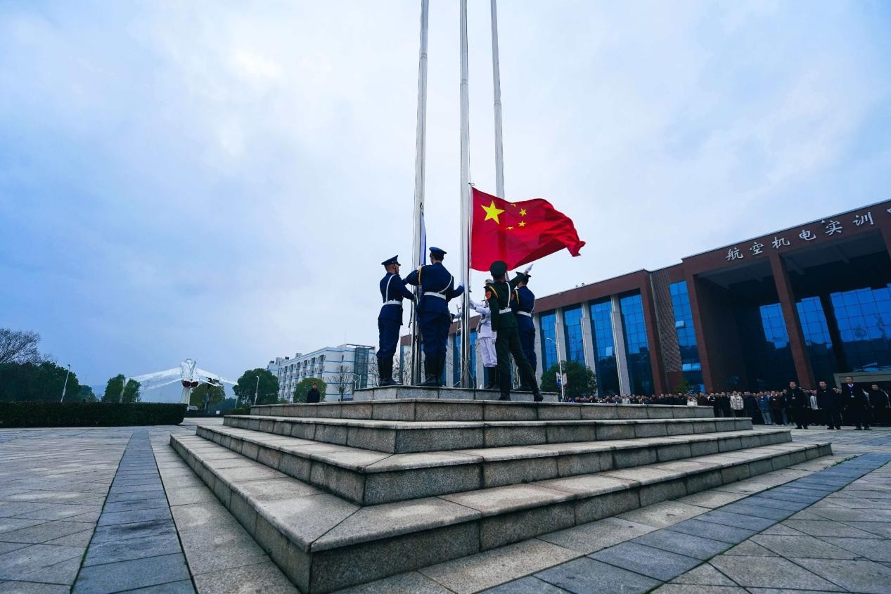 日韩精品亚洲电影天堂